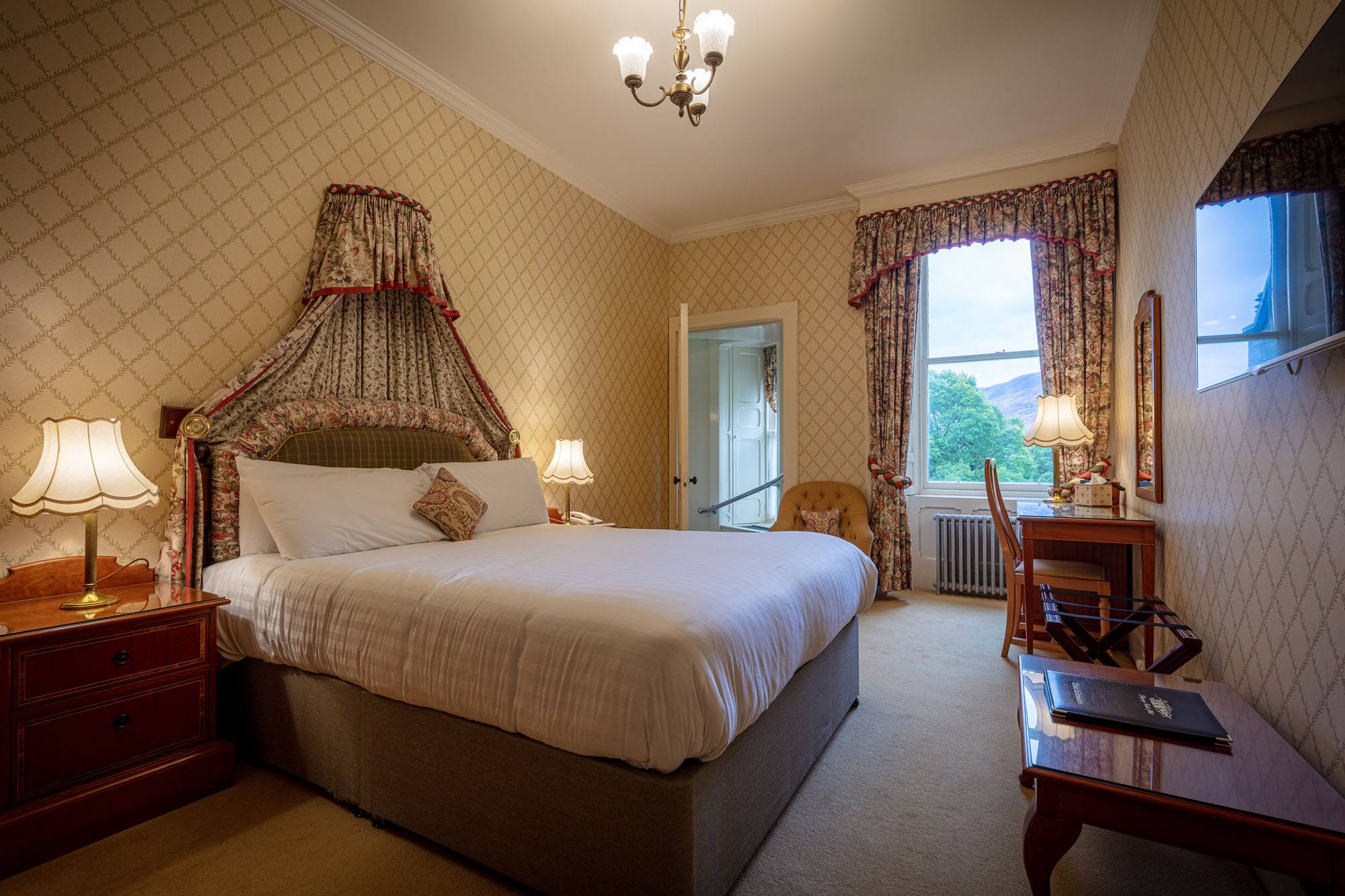 Superior double bedroom